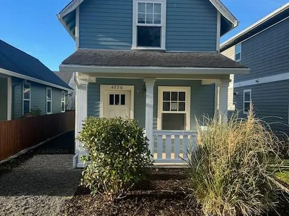 4330 SE Harborton St, South Beach, OR 97366