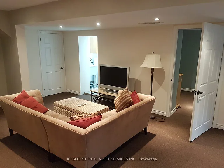 12 Iondale Pl — Photo 14