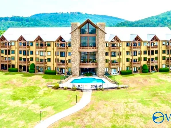 7050 Val Monte Dr #404, Guntersville, AL 35976