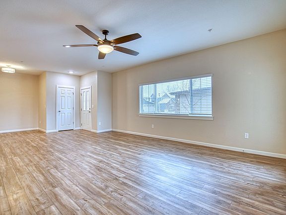5th image of 2417 Calais Dr #19-D