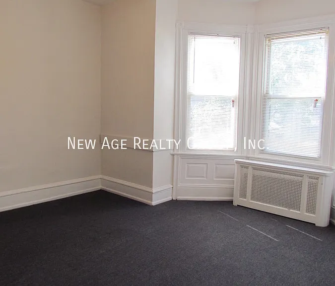5029 Cedar Ave #2F — Photo 5