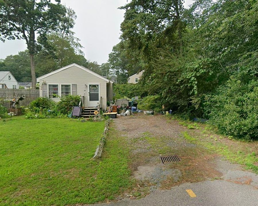 1st image of 16 Holly Rd