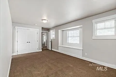 829 W Rollins St — Photo 8