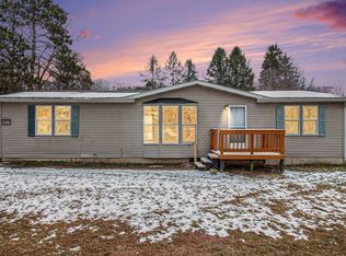 225 2nd St, Munith, MI 49259