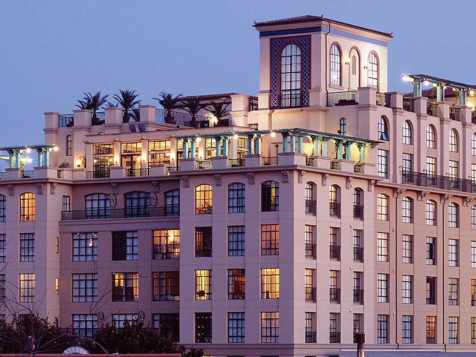 Gaia Apartments