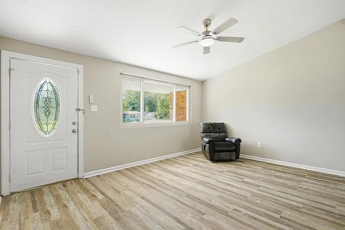 12433 Deerfield Rd — Photo 10