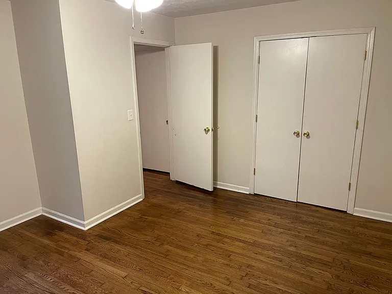 607 Floral St — Photo 13