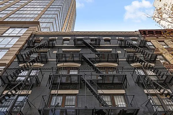 Rented by Compass | media 19