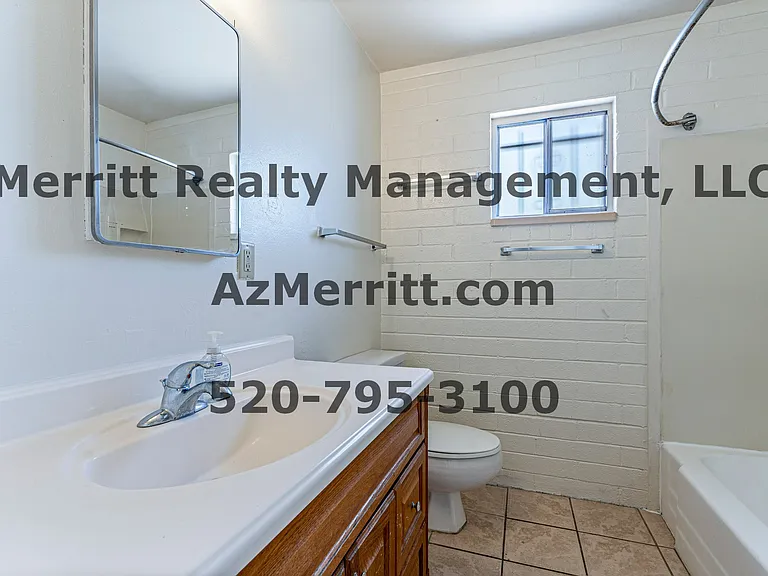 1598 N Fremont Ave #2 — Photo 21