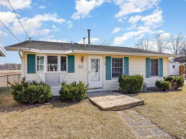 4851 Hill St, Gladwin, MI 48624