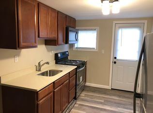 35 Botsford Ave #B, Milford, CT 06460