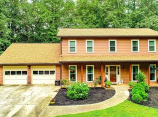 816 Post Road Cir, Stone Mountain, GA 30088