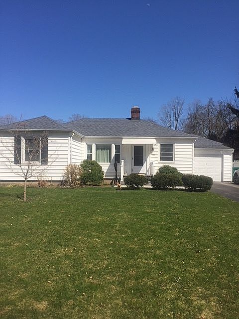 890 S. Grosvenor Road