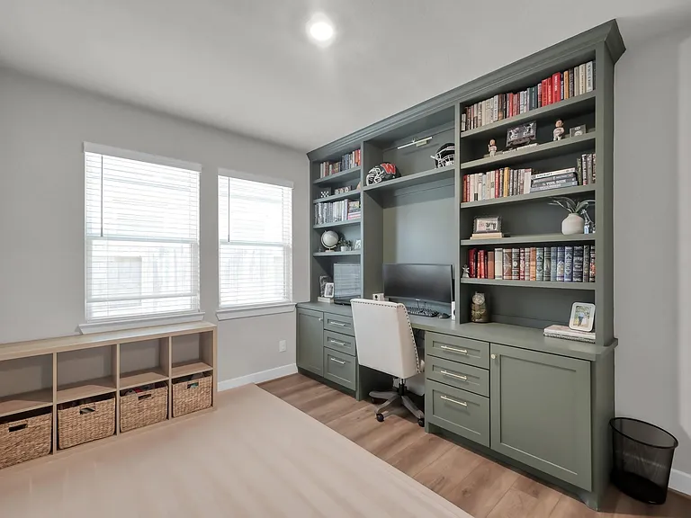 1123 Five T Ln — Photo 10