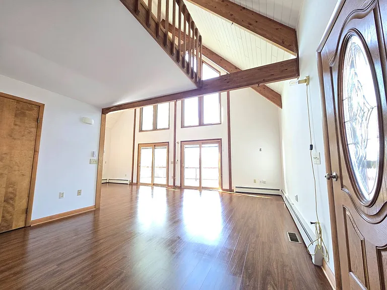 36 Ten Broeck Ln — Photo 8