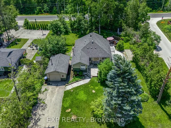 3909 Richview Rd, Innisfil, ON L9S 2L7