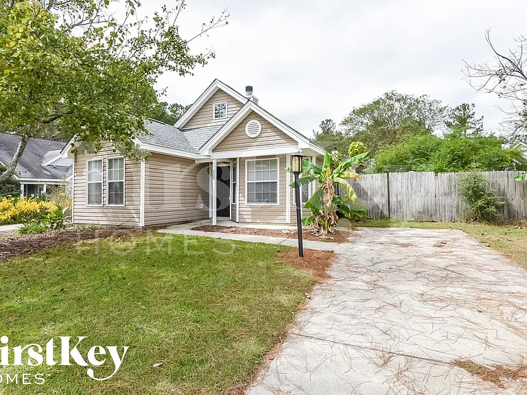 103 Lotus Ct — Photo 2