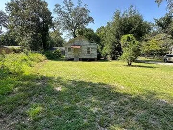 113 Graham Ln, Summerville, SC 29483