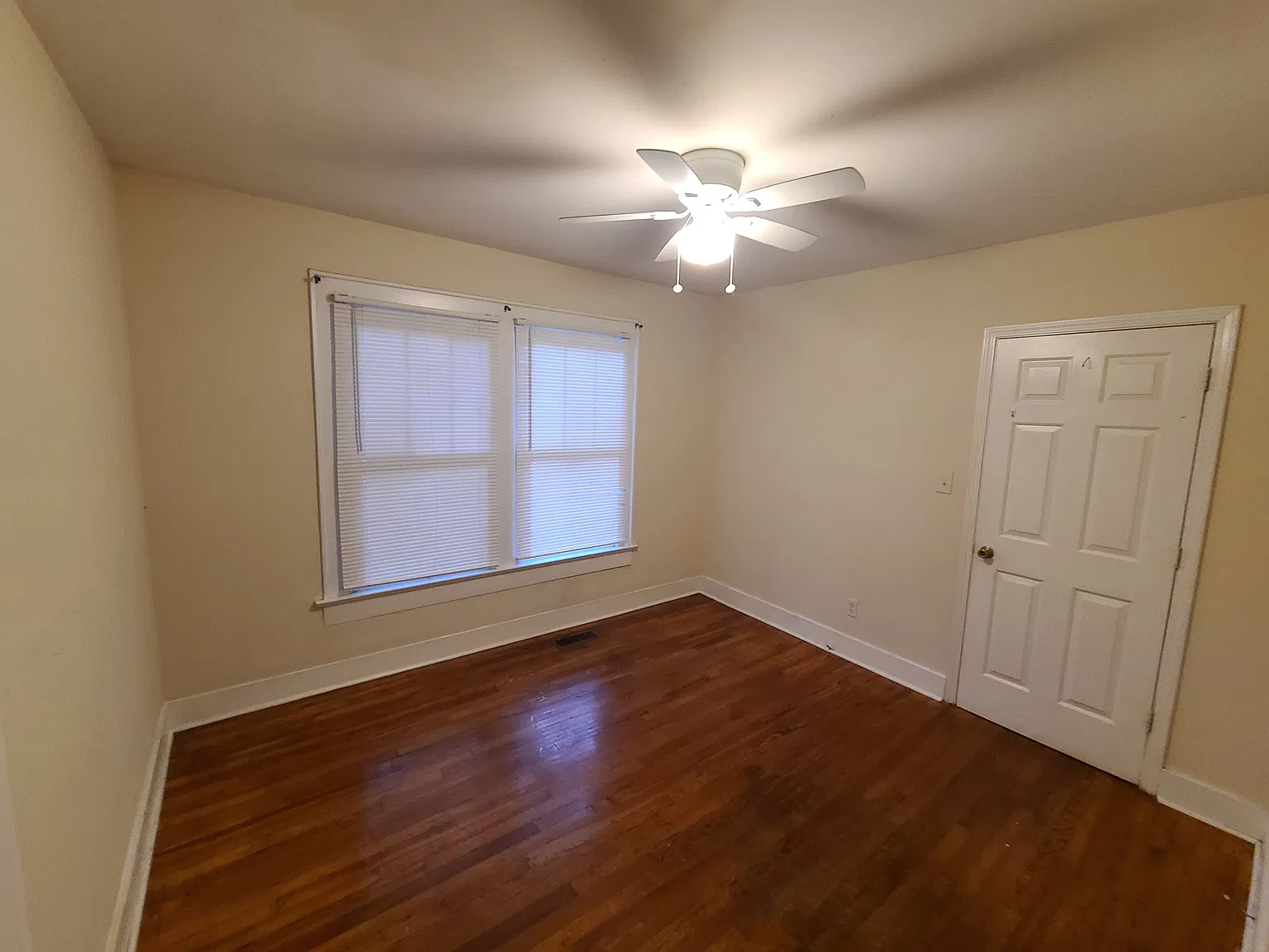 2 bed, 1.0 bath, 800 sqft, $795 — Photo 4