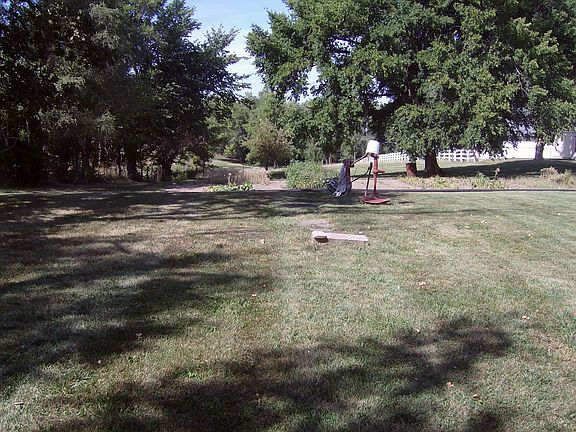 5th image of 703 W Duncan Dr