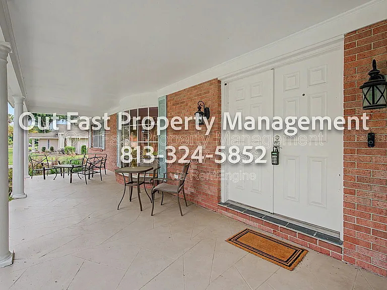 639 Howard Ave — Photo 17