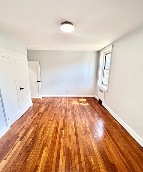 162 Park Ave — Photo 10