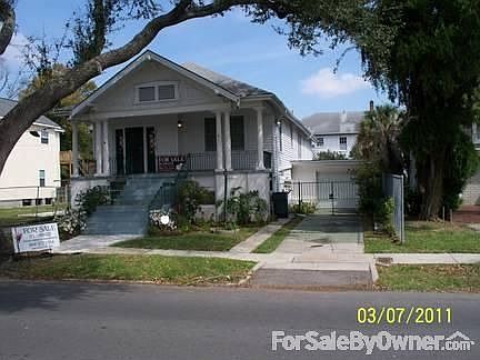 2nd image of 8211 Apricot St