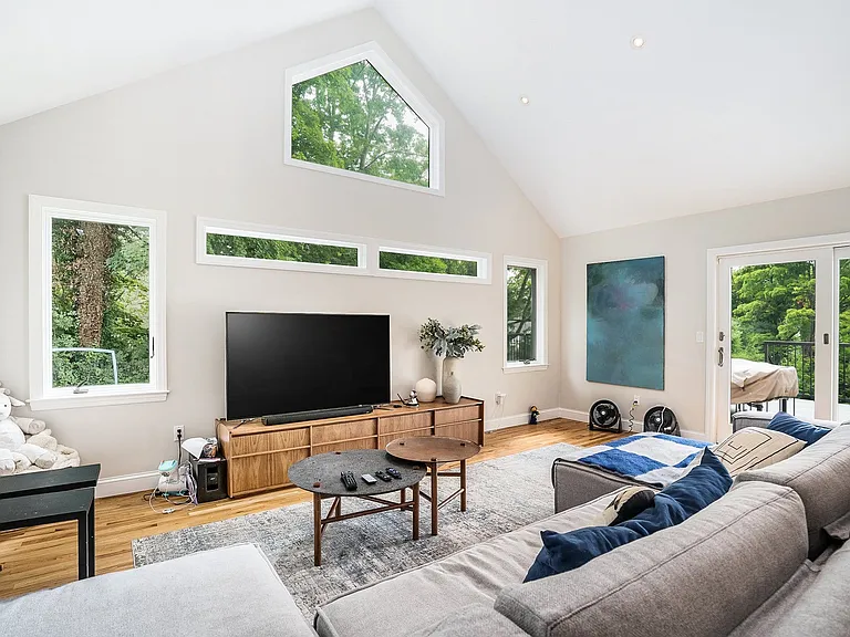 4 Parkfield Rd — Photo 9