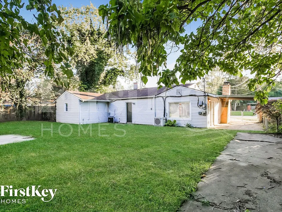 4880 Hardell Dr