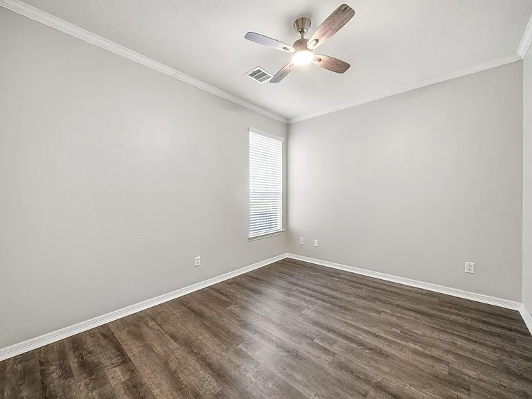 2711 Wallingford Pnes — Photo 27