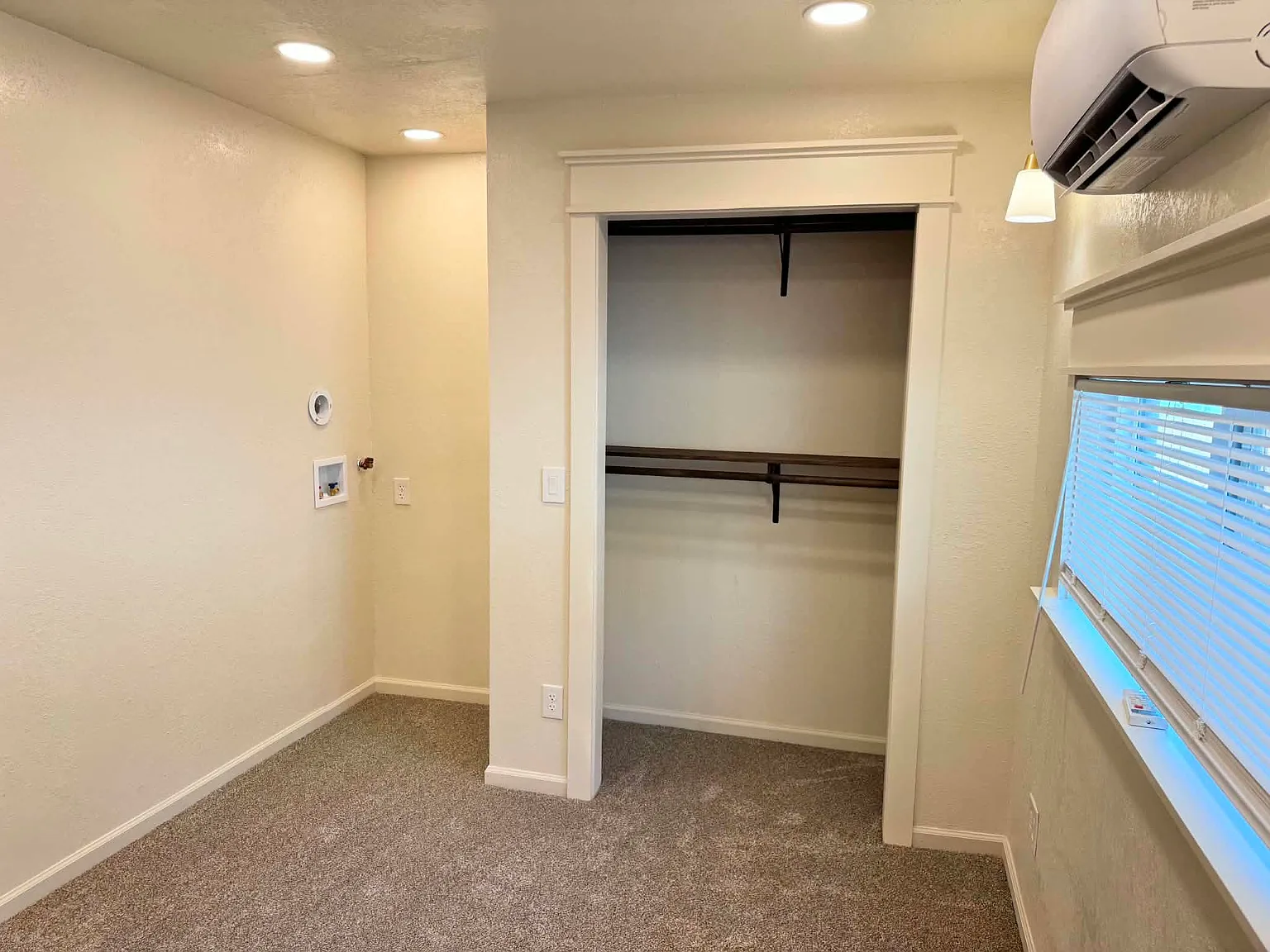 3 bed, 2.5 bath, 480 sqft, $1,675 — Photo 3