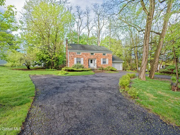 1832 Union Street, Niskayuna, NY 12309