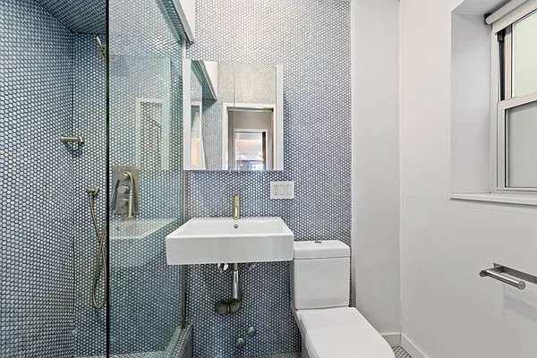 Sold by Citi Habitats | media 4