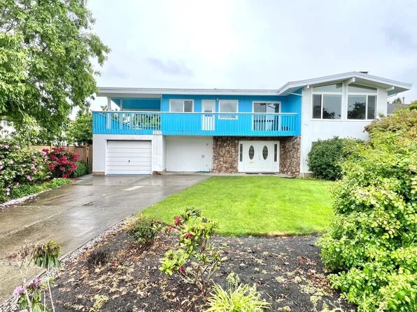 3071 Saltspring Ct, Richmond, BC V7C 1W3