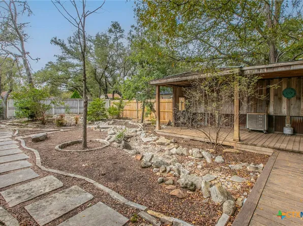 1601 Guess Dr, Salado, TX 76571