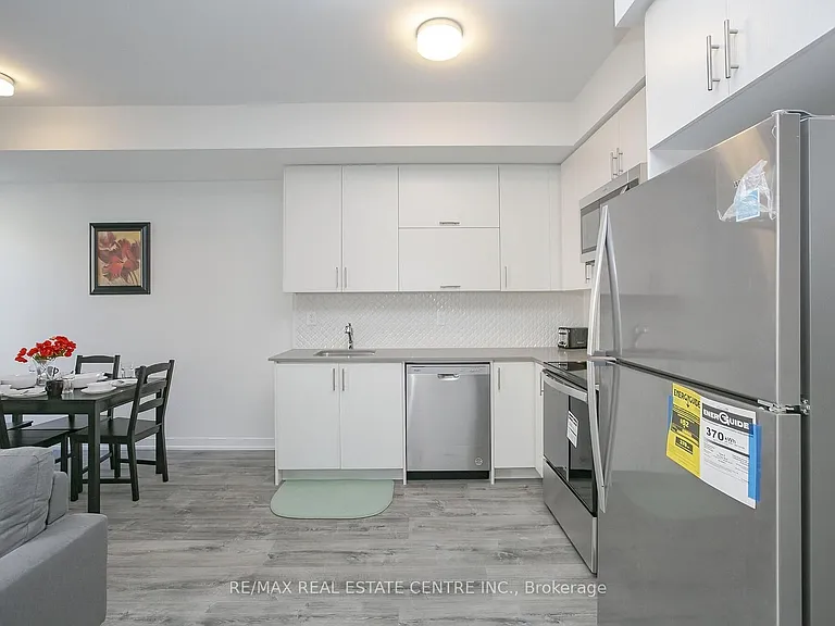 3556 Colonial Dr #4 — Photo 10