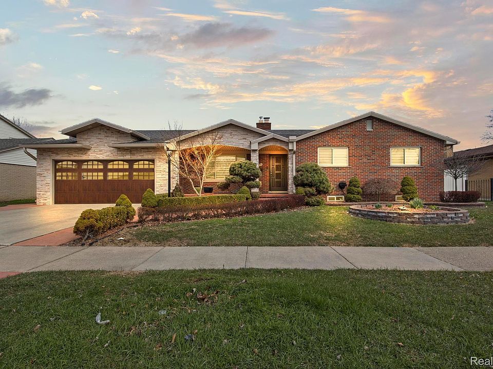 1st image of 26254 Wilson Dr