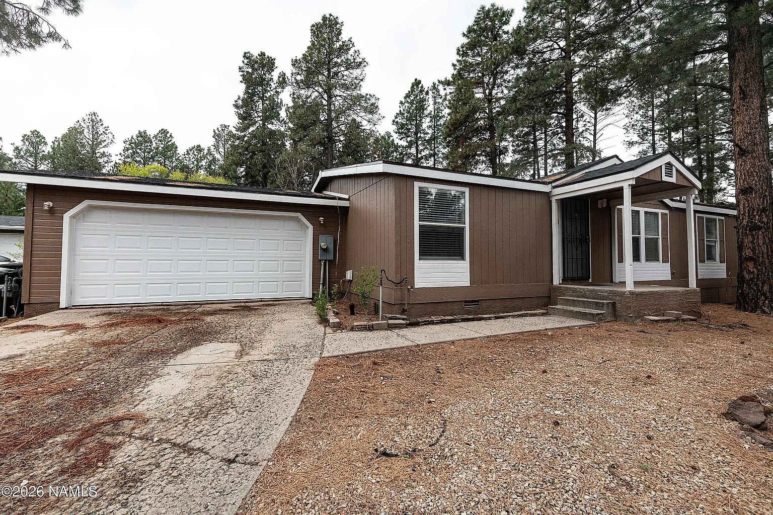 3 bed, 1519 sqft, $900 — Photo 1