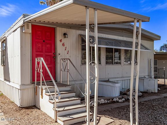 4th image of 4611 N Camino Feliz