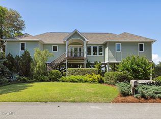 5116 Bogue Sound Dr, Emerald Isle, NC 28594