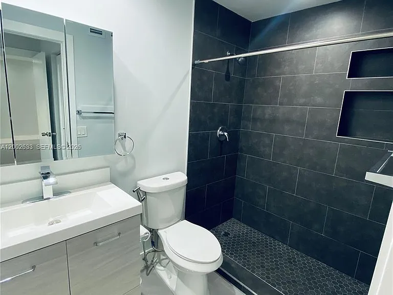 199 SW 12th Ave #501-C — Photo 32