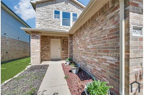 Building Photo - 8825 Sun Haven Way