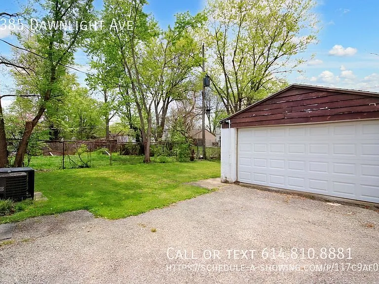 2385 Dawnlight Ave — Photo 24