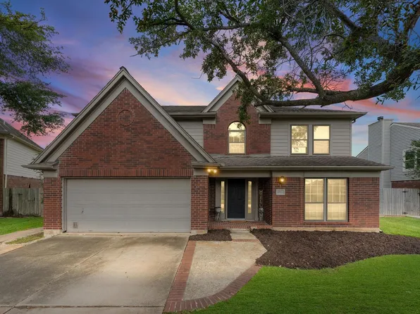 10822 Spruce Dr S, La Porte, TX 77571