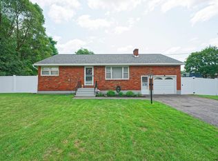 2384 Rabbetoy St, Schenectady, NY 12303