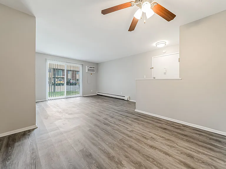 Integrity Chardon / Maple Ridge Apartments — Photo 11