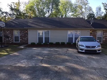 809 Shanna Ct Photo 1