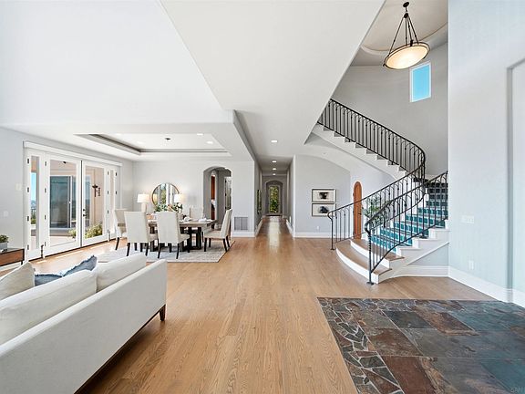 4th image of 7149 Obelisco Cir