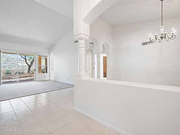 4th image of 38209 S Canada Del Oro Dr