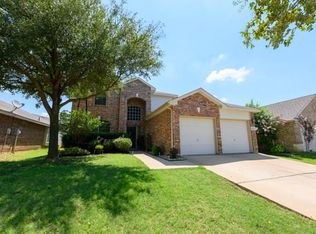 12121 Bellegrove Rd, Burleson, TX 76028